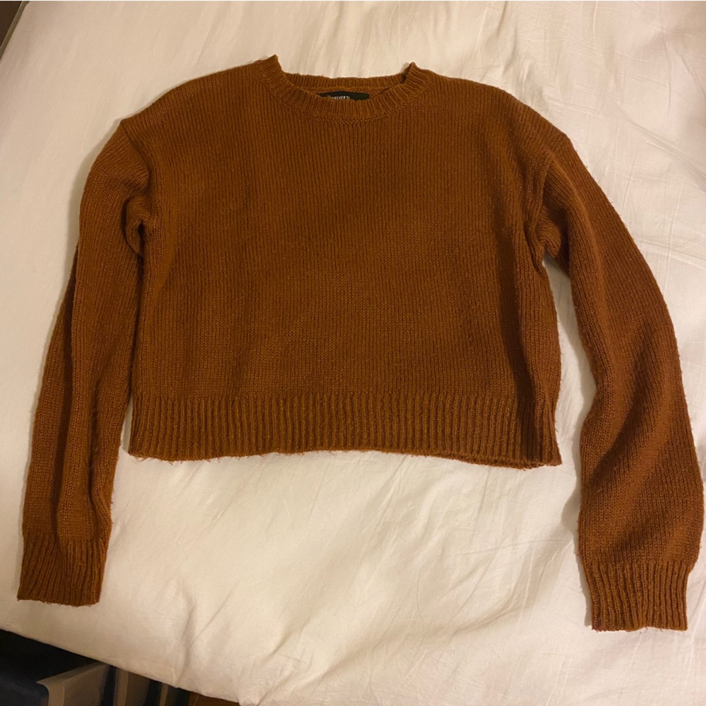 FOREVER21 BROWN CROPPED SWEATSHIRT